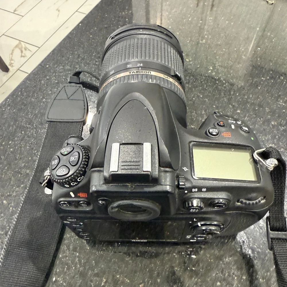 Nikon D800 - BODY ONLY